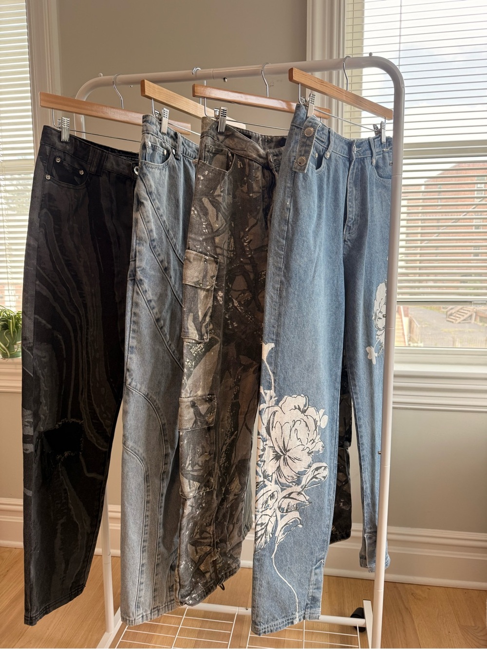 Maniere De Voir Mixed Artistic Denim Jeans - Black, Gray, Blue